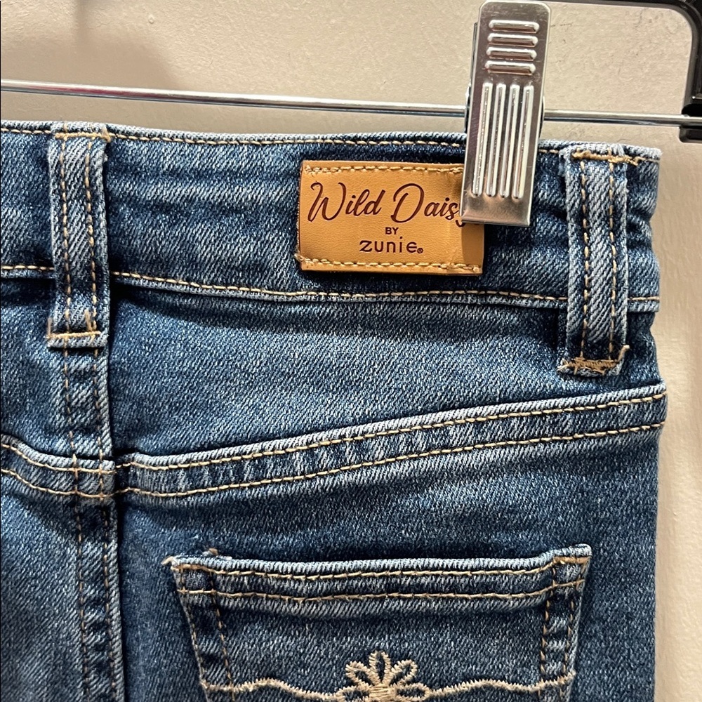 Zunie Blue Denim Jeans with Embroidery - Picture 4 of 8